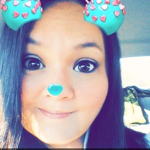 Meet your Posher, Bobbie